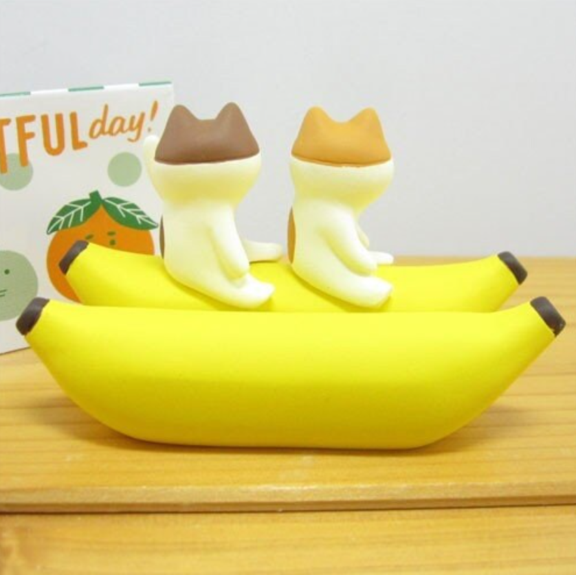 Kawaii Cats Memo/Picture/Business Card Holder: Banana Boat