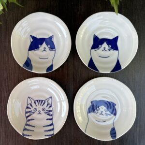 6.25" Medium Cat Plates I Japanese Mino Ware Ceramic Serving Plate for Small Salad, Dessert and Side Dishes