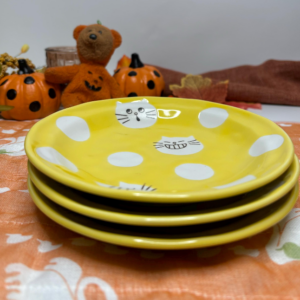 6" Yellow Cat Plate. Ceramic Serving Plate